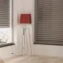 Frangisole orientabili per finestre: schermature solari per regolare la luce e migliorare il comfort abitativo.